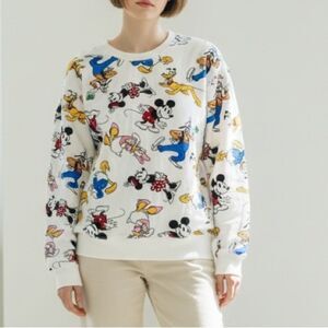 Disney Mickey Fleece Sweatshirt Size Small